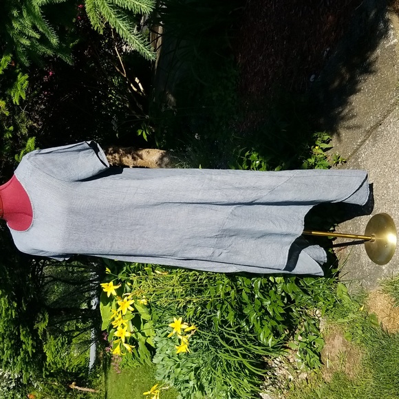 Flowy Linen Dress - Picture 13 of 16